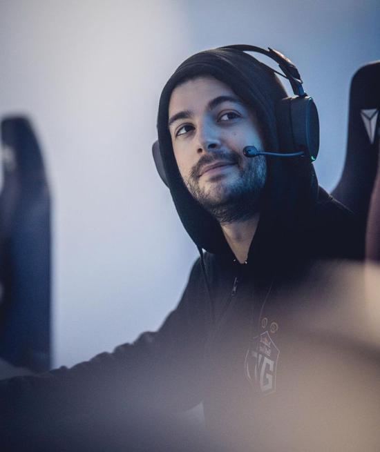 TCL电竞嘉年华厦门盛况空前 X11L与玩家共庆S赛